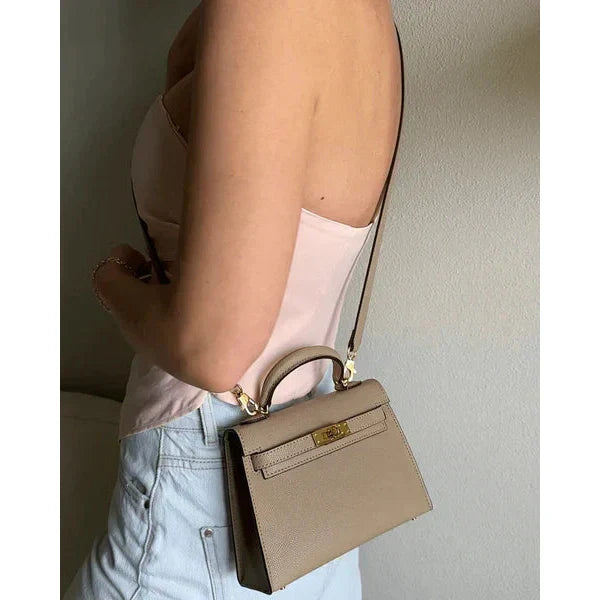 Marta – kompaktní elegantní kabelka