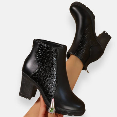 Callista | Kotníkové boty s texturovaným podpatkem