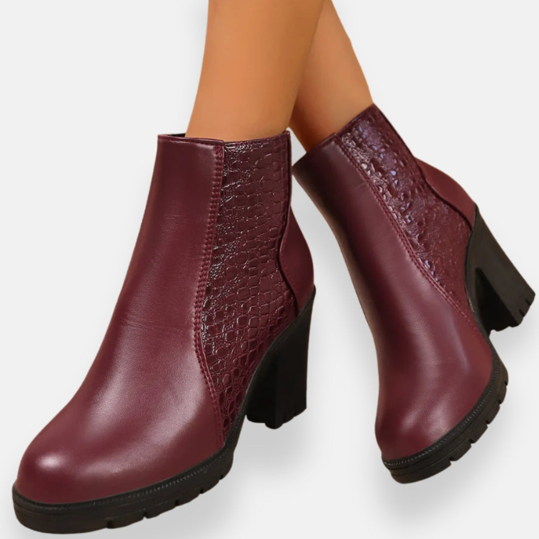 Callista | Kotníkové boty s texturovaným podpatkem