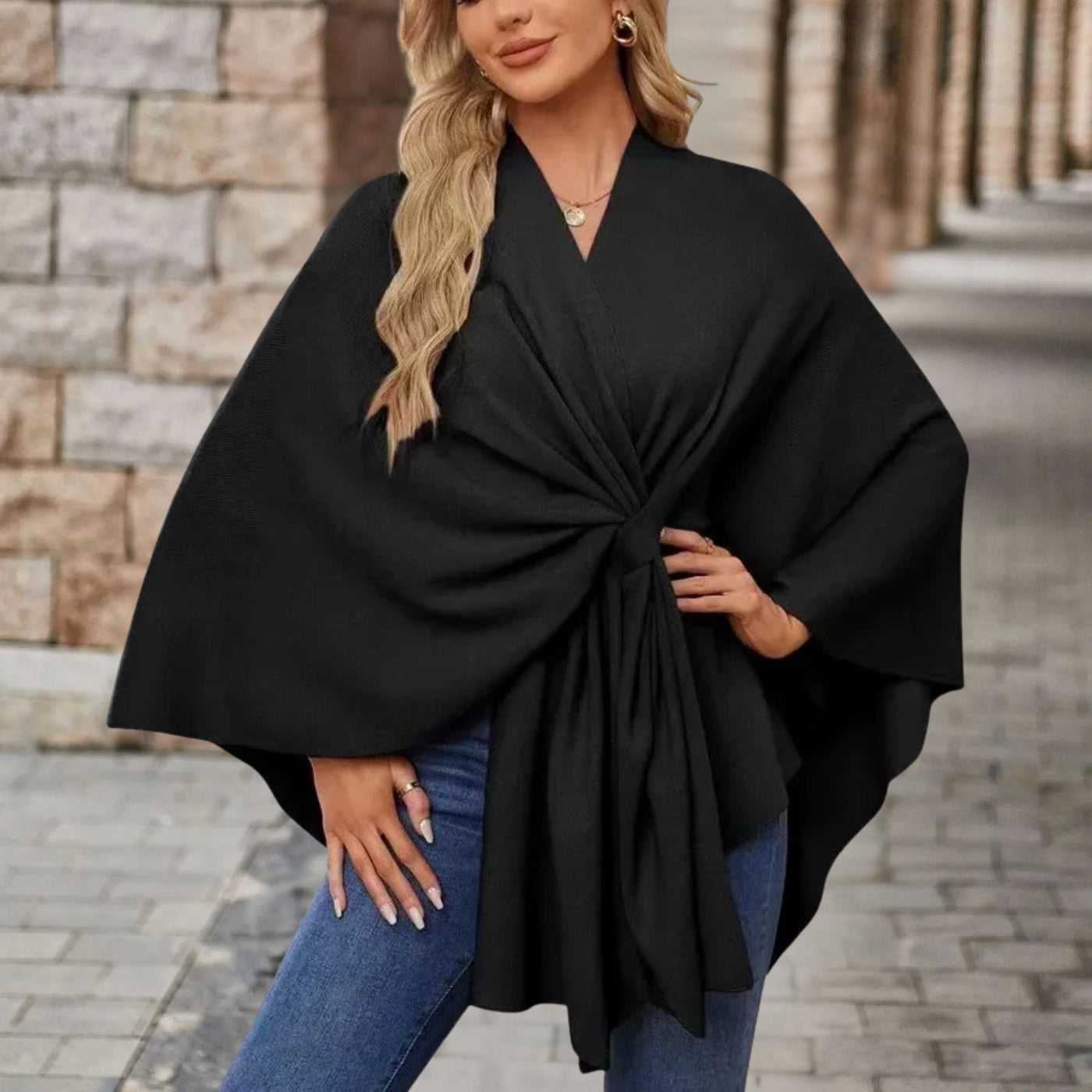 Magdalén – Elegantní pláštěnka s uzlem pro výjimečný styl
