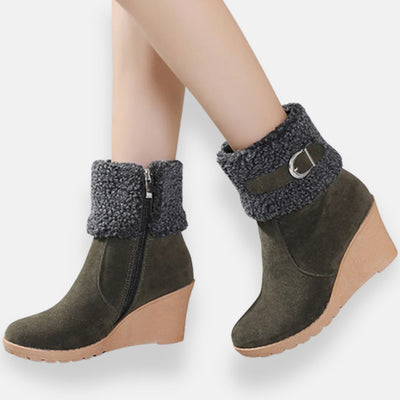 Amarylle | Podšívkové kotníkové boty s klínovým podpatkem