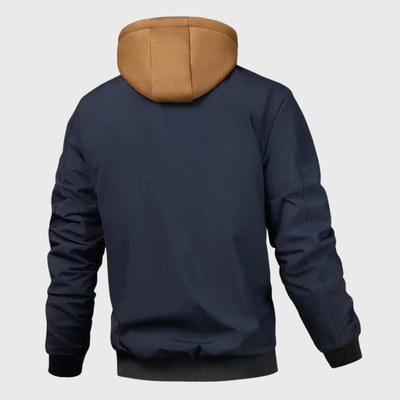 Dominik – Letecká bunda s vojenským nádechem