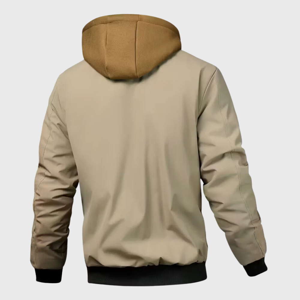 Dominik – Letecká bunda s vojenským nádechem