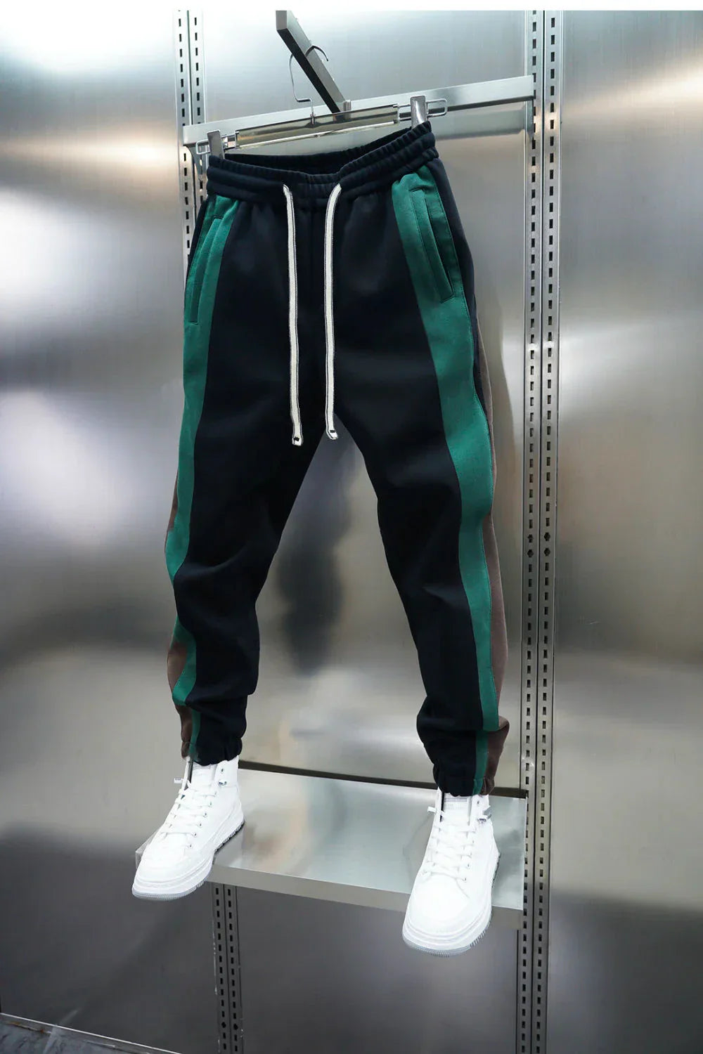 Enzo – Pánské kalhoty s kontrastními pruhy