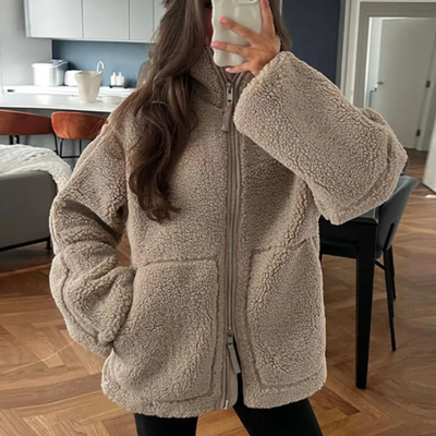 Ljubica - Teddy kabát plný pohodlí a elegance