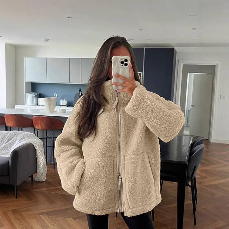 Ljubica - Teddy kabát plný pohodlí a elegance